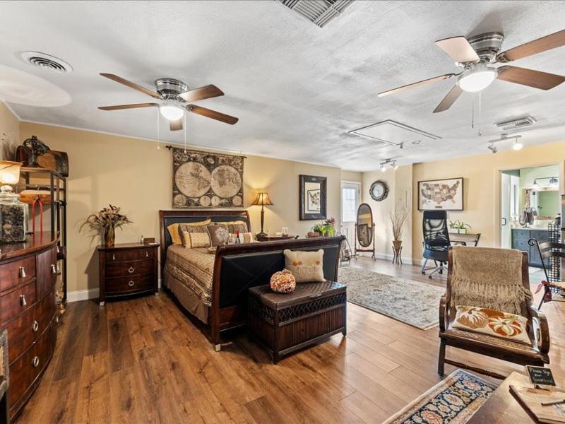 College Park-Orlando 5Star Villa Oasis - Home Away From Home - Quiet Neighborhood-Private Botanical Courtyard - Mins From Eola,Dt, Winter Park - Free Parking & Ev Plug In Esterno foto